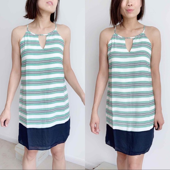 HALTER NECK STRIPED SHIFT DRESS - Picture 3 of 6